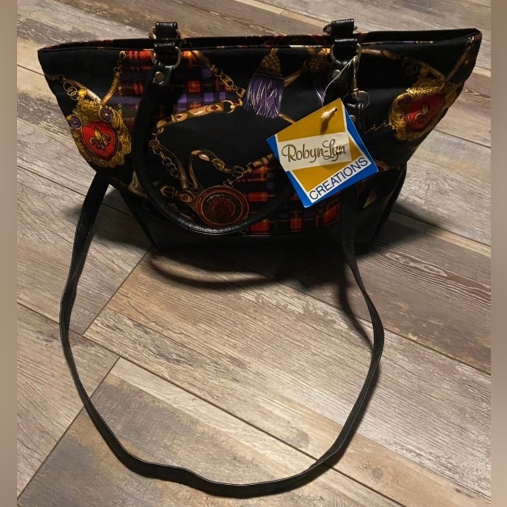NWT Robyn-Lyn Creations Hand Bag with Crossbody Strap